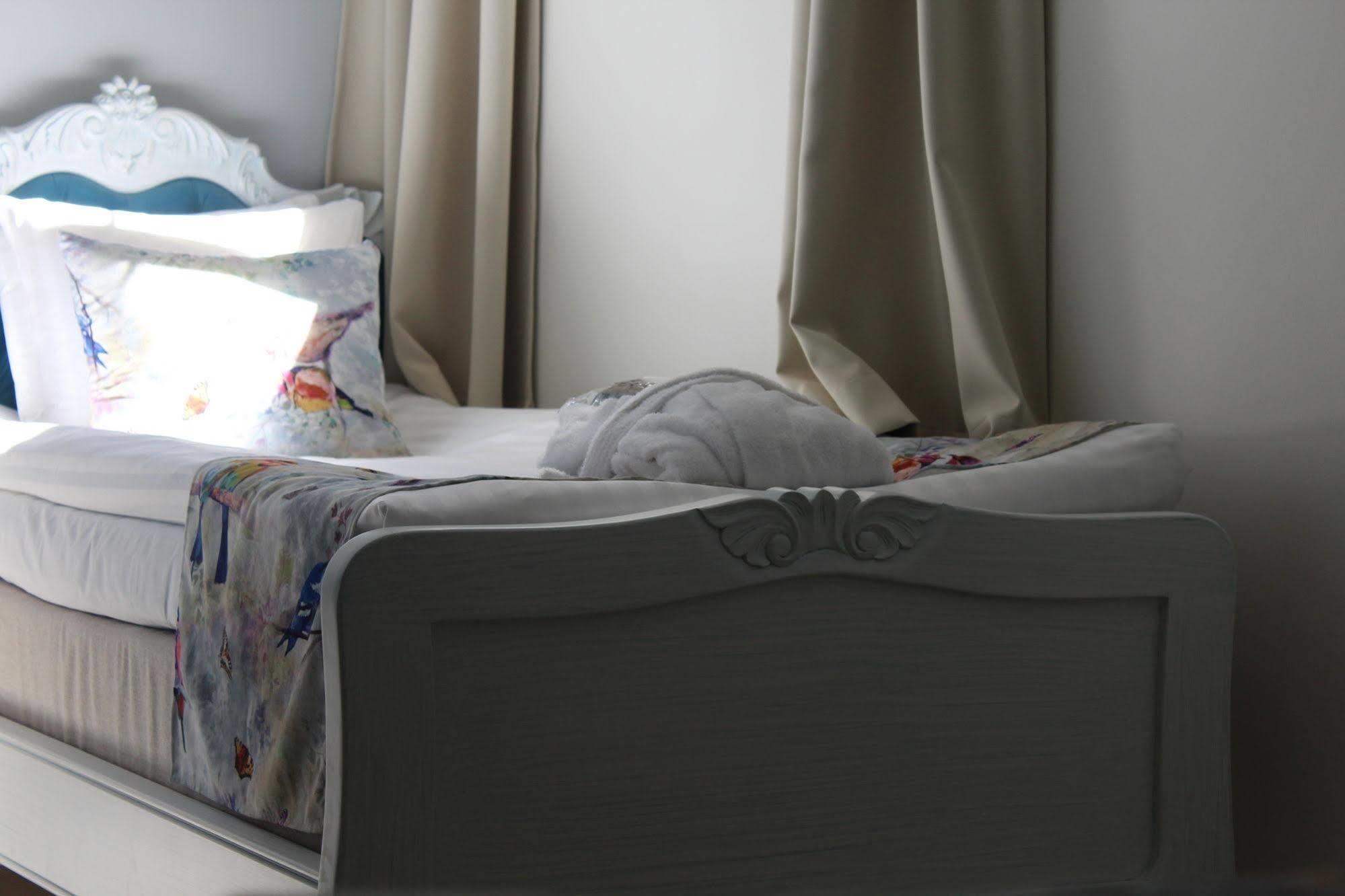 Brook Hotels Arlanda Rosersberg Dış mekan fotoğraf