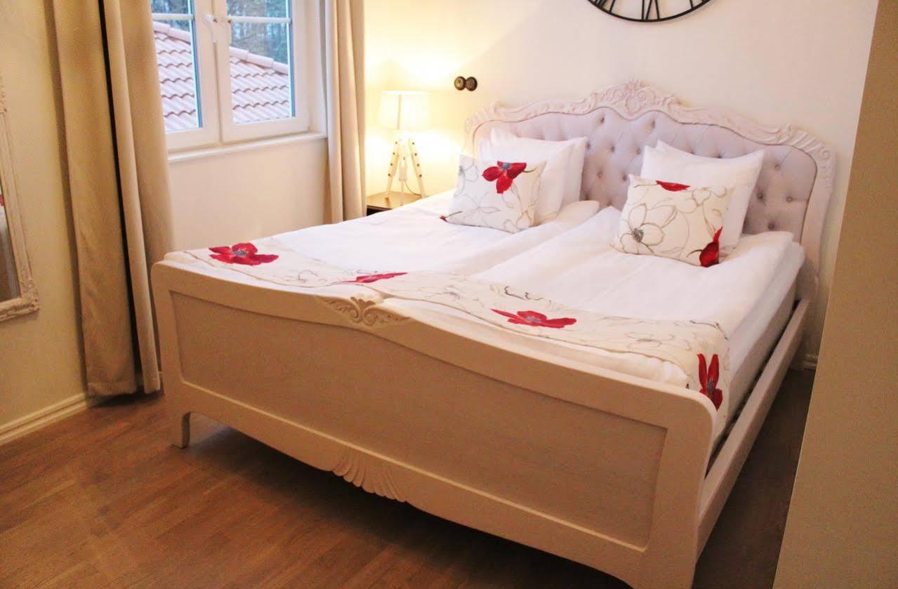 Brook Hotels Arlanda Rosersberg Dış mekan fotoğraf