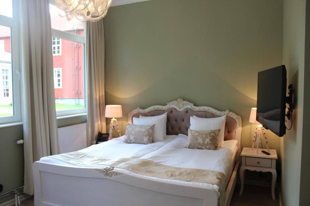Brook Hotels Arlanda Rosersberg Dış mekan fotoğraf